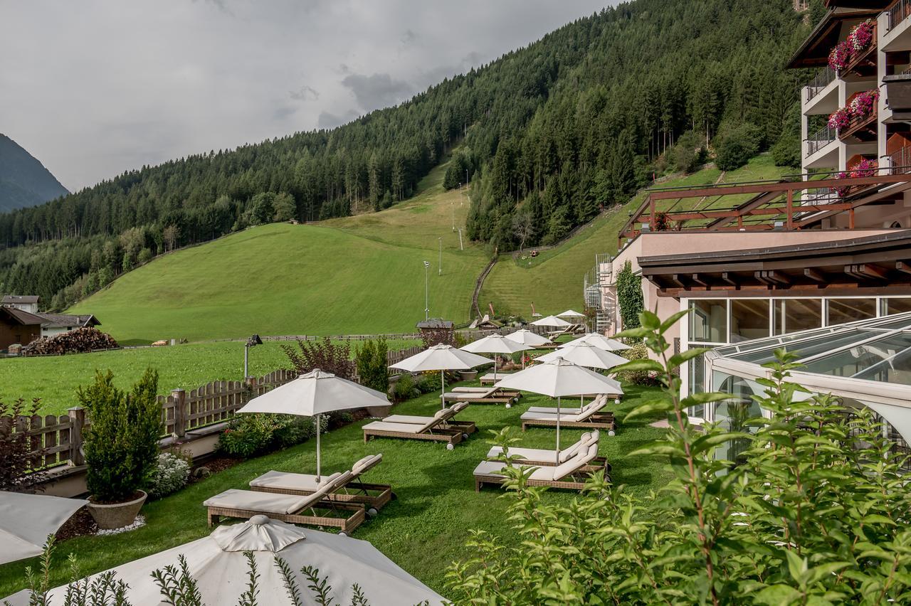 Wellness & Relax Hotel Milderer Hof Neustift im Stubaital Exterior foto